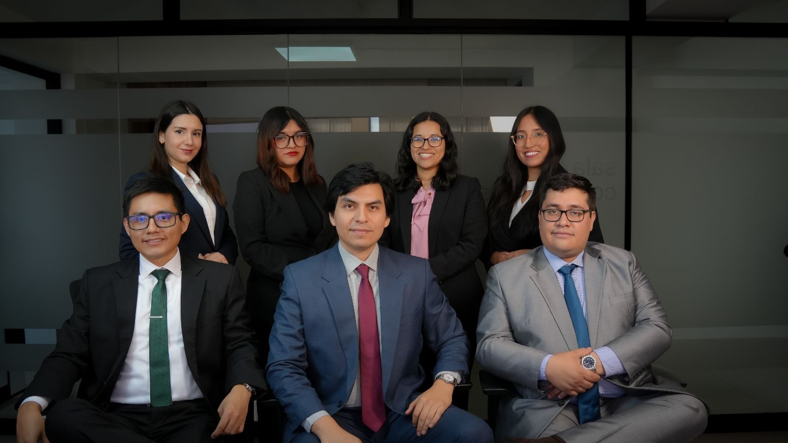 Equipo de ARFASA reunido en la oficina de San Isidro